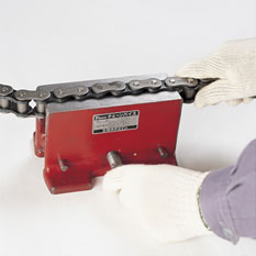 체인 바이스에 롤러 체인 세트